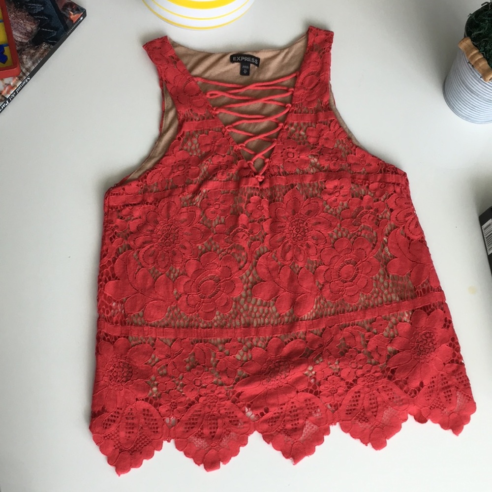 Express laced up top